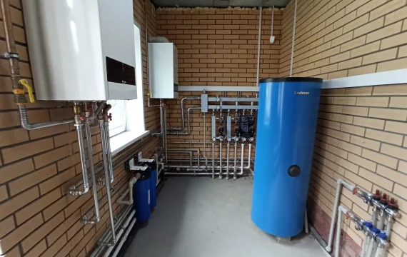Монтаж отопления и водоснабжения — коттедж и баня 340 м²